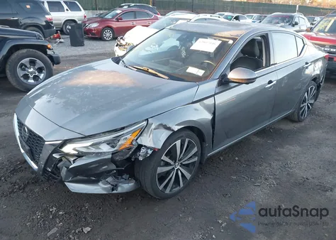 2020 Nissan Altima Platinum Intelligent Awd z USA, uszkodzony, nr VIN 1N4BL4FWXLC101834